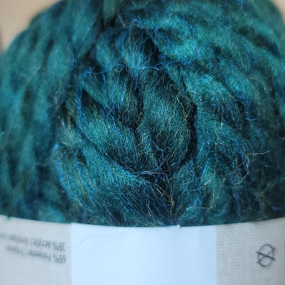 Yarn Bundle  - Loops And Threads Chunky Braid Green - Picture 2 of 2